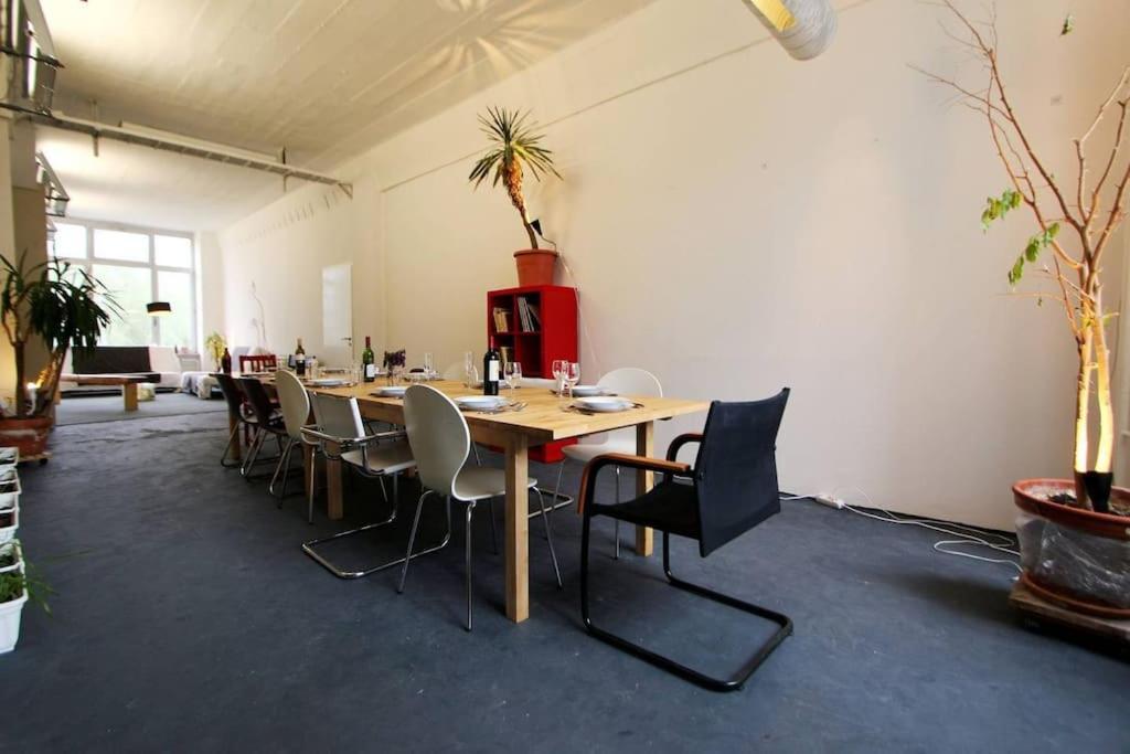 Appartamento 200Qm Loft For Friends And Family - On The Spree! Berlino Esterno foto