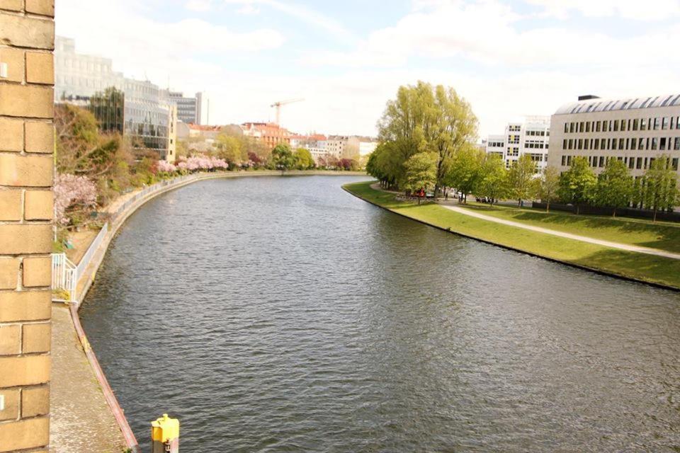 Appartamento 200Qm Loft For Friends And Family - On The Spree! Berlino Esterno foto